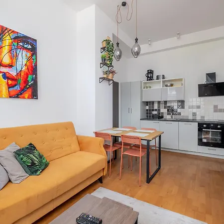 Apartment Old Town Chmielna 71 *